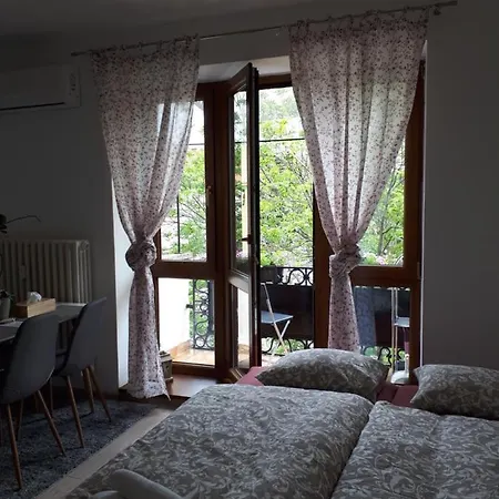 Emily Apartmán
